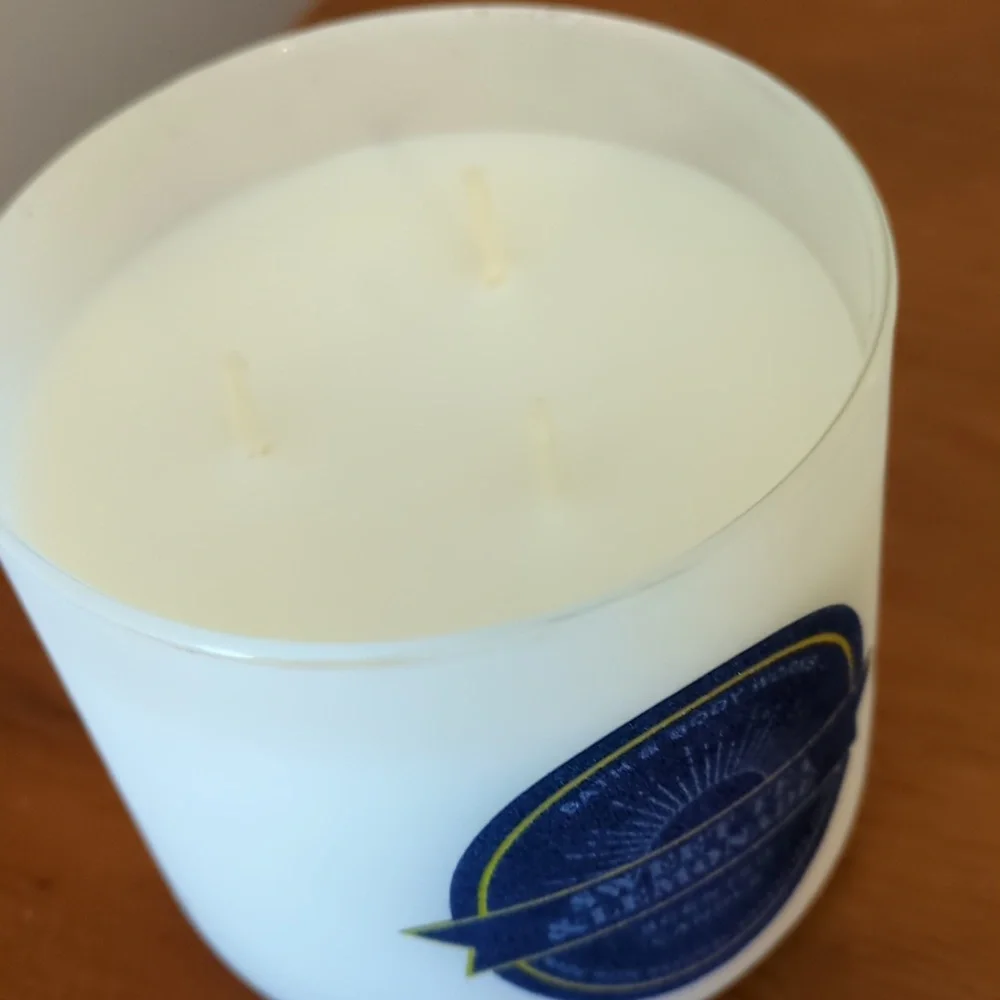 NWT BBW Bath and Body Works 3-Wick 🍋 Sweet Tea & Lemonade Candle 14.5 oz